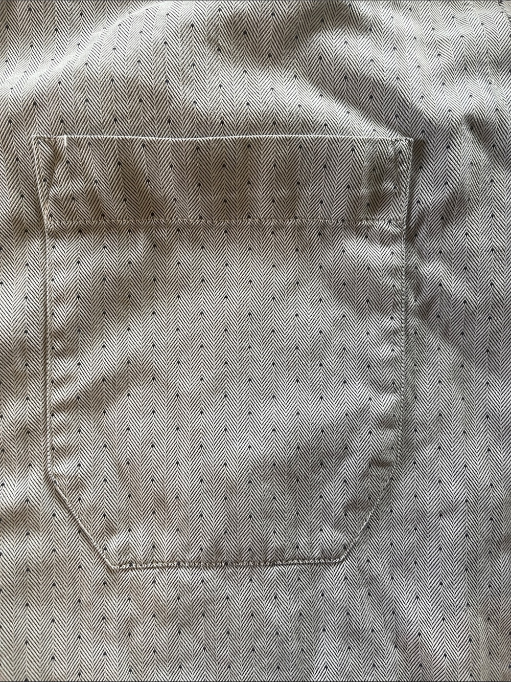 Hart Schaffner Marx Men's Beige Dot-Pattern Button-Down Shirt - Picture 3 of 6